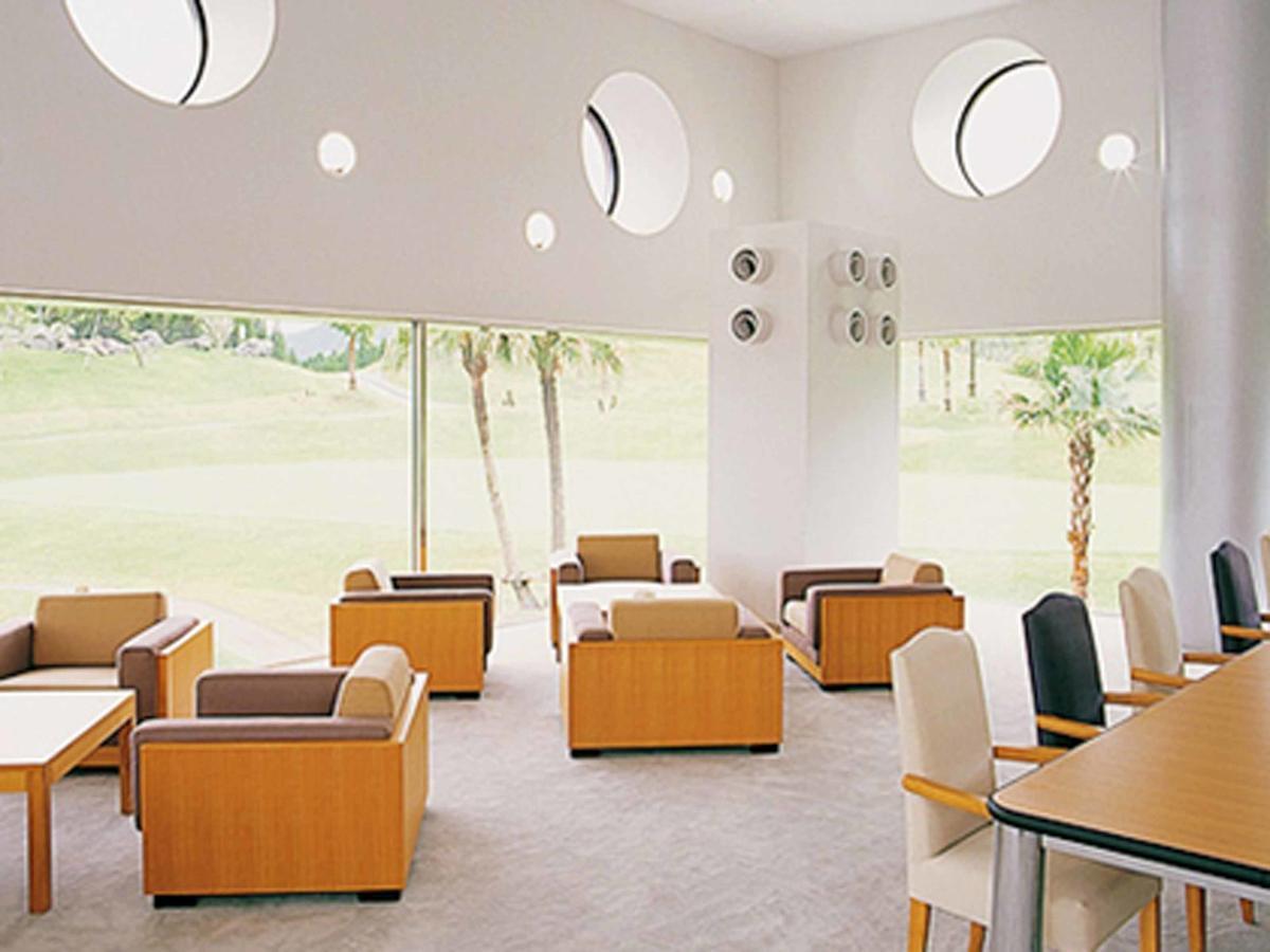 Miyazaki Kokusai Kuko Country Club Lodge Екстер'єр фото