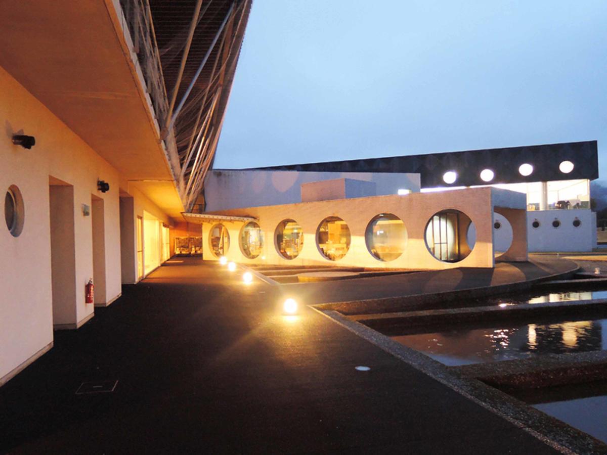 Miyazaki Kokusai Kuko Country Club Lodge Екстер'єр фото
