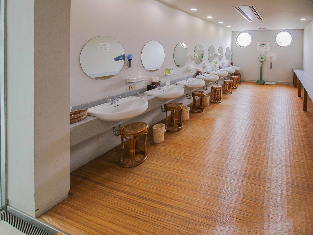 Miyazaki Kokusai Kuko Country Club Lodge Екстер'єр фото