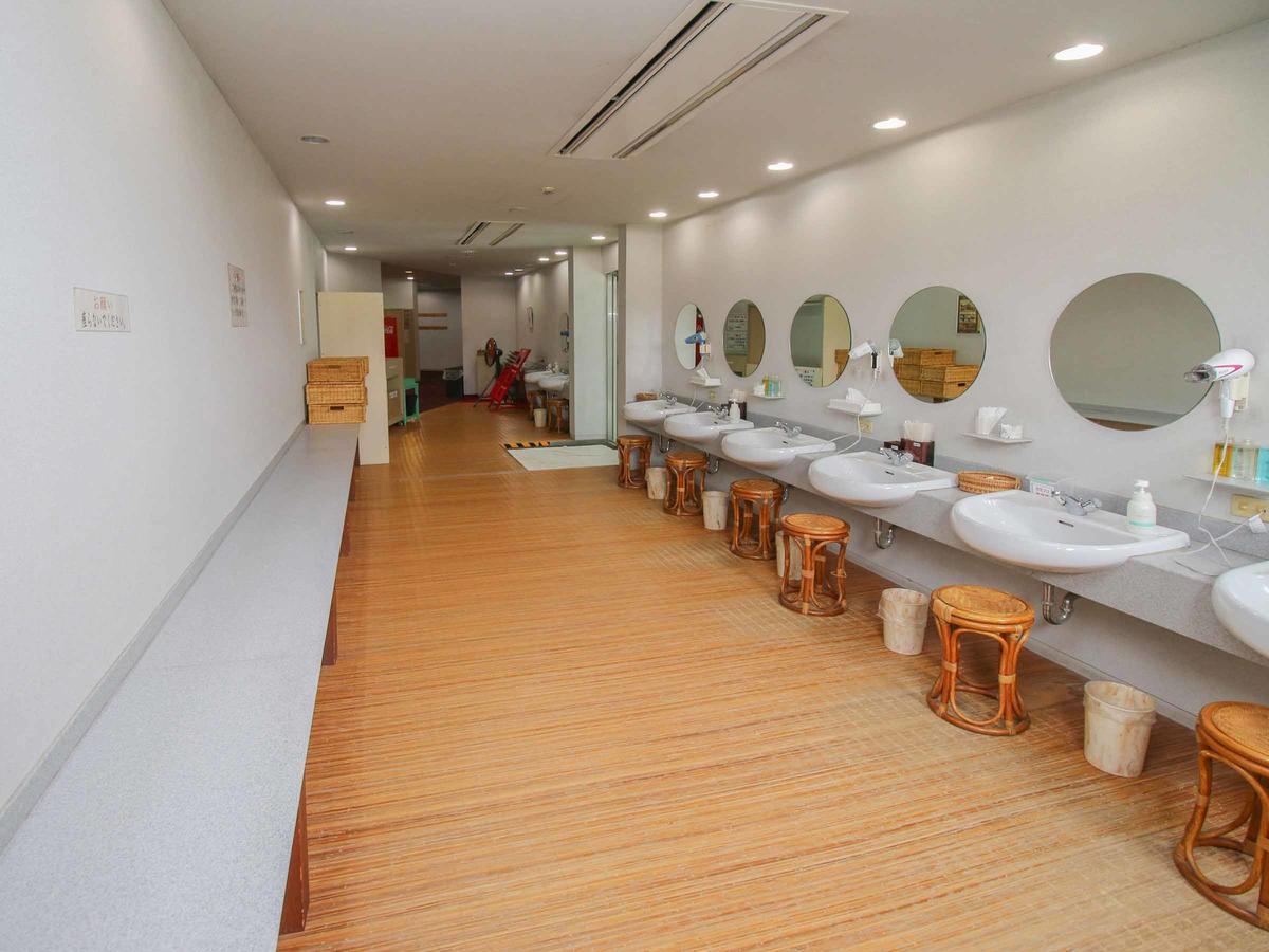 Miyazaki Kokusai Kuko Country Club Lodge Екстер'єр фото